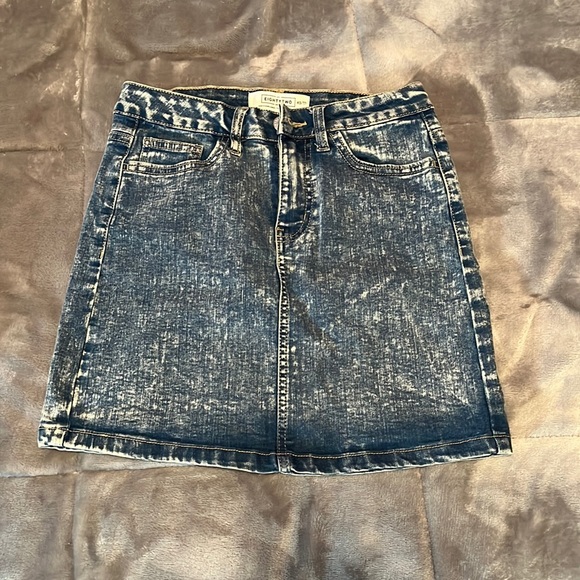 Denim skirt - Picture 1 of 3